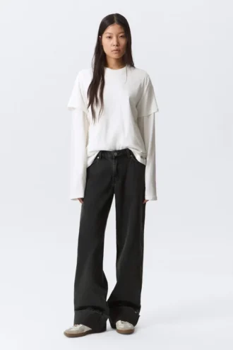 Vaqueros holgados de talle bajo con bajo ancho – Elegie Black – Negro