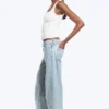 Vaqueros holgados de talle bajo Imoo – Dream Blue – Azul claro