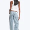 Vaqueros holgados de talle bajo Imoo – Dream Blue – Azul claro