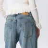 Vaqueros holgados de talle bajo Peggy – Azul – Remangados
