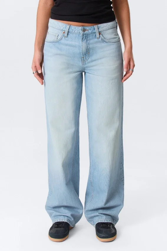Vaqueros holgados de talle bajo y corte ancho – Azul Kimberley – Azul claro Vaqueros holgados de talle bajo y corte ancho – Azul Kimberley – Azul claro