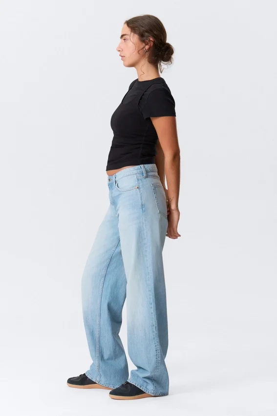 Vaqueros holgados de talle bajo y corte ancho – Azul Kimberley – Azul claro Vaqueros holgados de talle bajo y corte ancho – Azul Kimberley – Azul claro