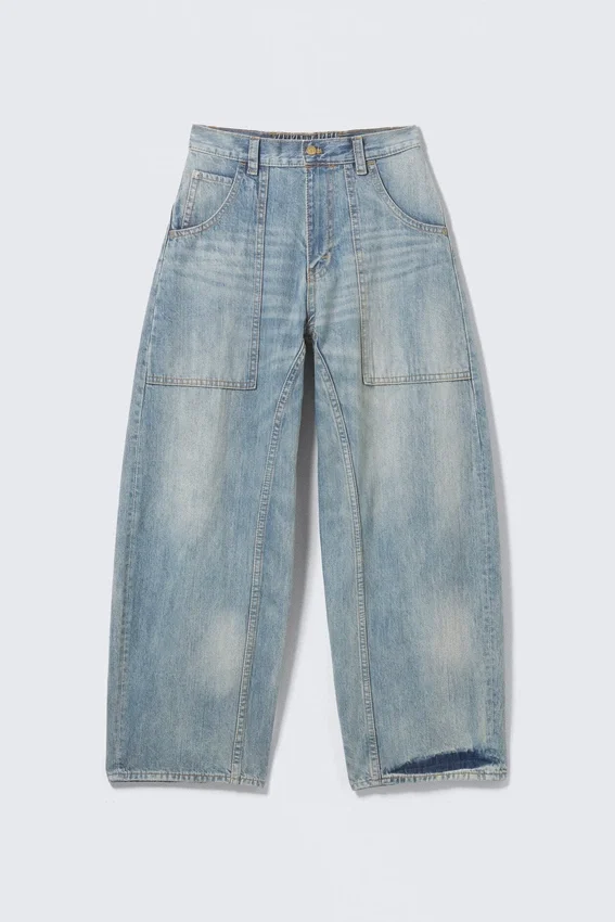 Vaqueros holgados de talle bajo y corte Barrel Dunno Unisex – Azul nublado – Azul medio | Cheap Monday Gb Vaqueros holgados de talle bajo y corte Barrel Dunno Unisex – Azul nublado – Azul medio | Cheap Monday Gb
