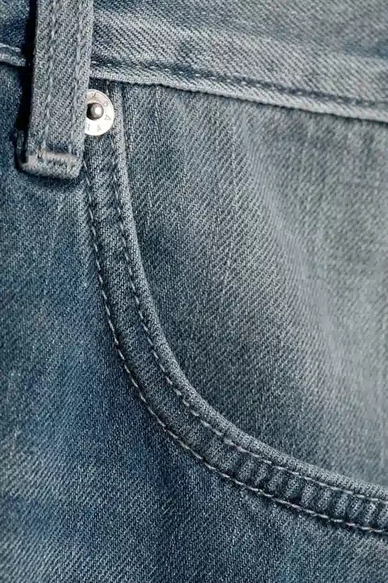 Vaqueros holgados de talle medio con efecto retorcido Astro Loose Baggy – Azul Gloria – Azul medio Vaqueros holgados de talle medio con efecto retorcido Astro Loose Baggy – Azul Gloria – Azul medio