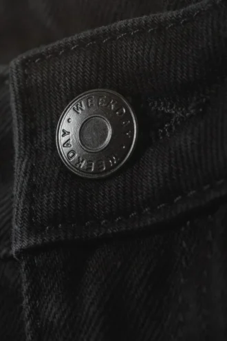 Vaqueros holgados de talle medio – Lavado negro – Negro