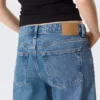 Vaqueros Imoo de talle bajo, holgados y de corte ancho – Azul 90S – Azul medio Vaqueros Imoo de talle bajo, holgados y de corte ancho – Azul 90S – Azul medio