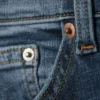 Vaqueros Katsumi de talle bajo, corte ajustado y pernera acampanada – Azul pico – Azul medio Vaqueros Katsumi de talle bajo, corte ajustado y pernera acampanada – Azul pico – Azul medio