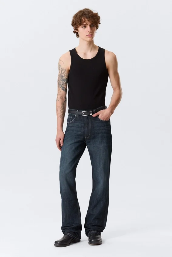 Vaqueros Mercury de talle medio y corte acampanado holgado – Azul marino – Azul oscuro Vaqueros Mercury de talle medio y corte acampanado holgado – Azul marino – Azul oscuro