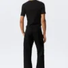Vaqueros Meteor de talle bajo, corte recto y holgado – Lavado negro – Negro Vaqueros Meteor de talle bajo, corte recto y holgado – Lavado negro – Negro