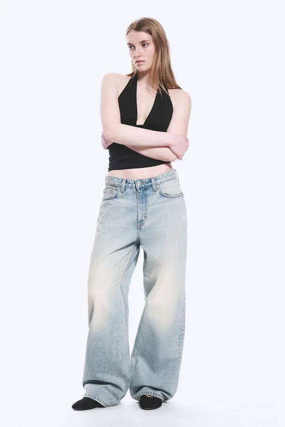 Vaqueros Missy de talle bajo, holgados y rectos – Azul roto – Azul claro Vaqueros Missy de talle bajo, holgados y rectos – Azul roto – Azul claro