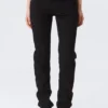 Vaqueros Neptune de talle bajo, corte ajustado y pierna recta – Lavado negro – Negro Vaqueros Neptune de talle bajo, corte ajustado y pierna recta – Lavado negro – Negro