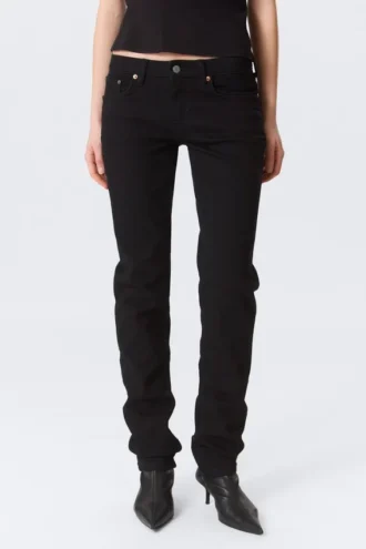 Vaqueros Neptune de talle bajo, corte ajustado y pierna recta – Lavado negro – Negro Vaqueros Neptune de talle bajo, corte ajustado y pierna recta – Lavado negro – Negro