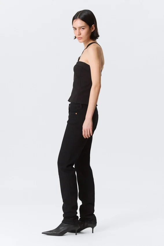 Vaqueros Neptune de talle bajo, corte ajustado y pierna recta – Lavado negro – Negro Vaqueros Neptune de talle bajo, corte ajustado y pierna recta – Lavado negro – Negro