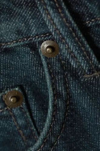 Vaqueros Nova de talle bajo, corte ajustado y acampanado – Azul lago – Azul medio Vaqueros Nova de talle bajo, corte ajustado y acampanado – Azul lago – Azul medio