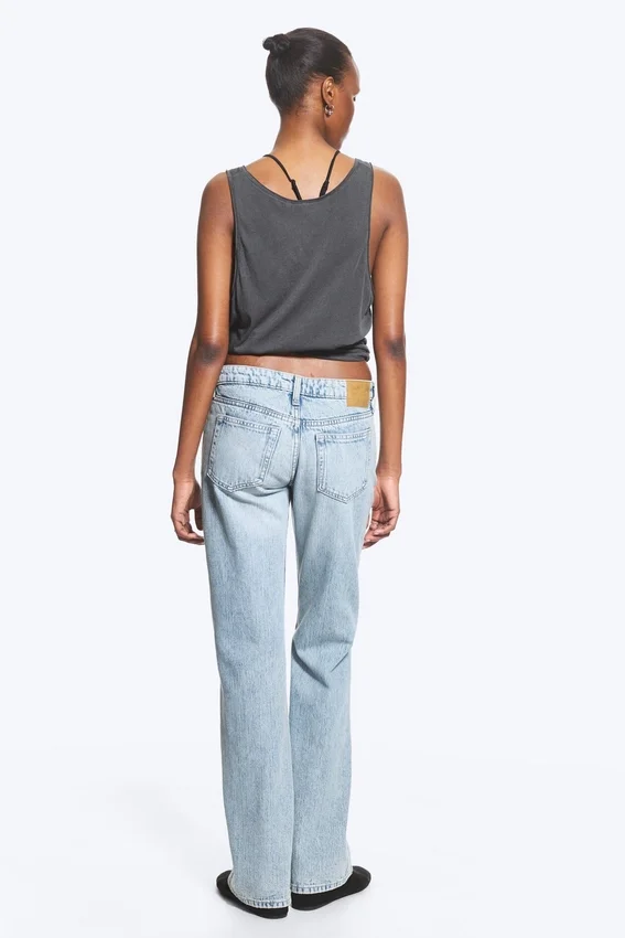 Vaqueros Nova de talle bajo, corte ajustado y acampanado – Azul lip – Azul claro Vaqueros Nova de talle bajo, corte ajustado y acampanado – Azul lip – Azul claro