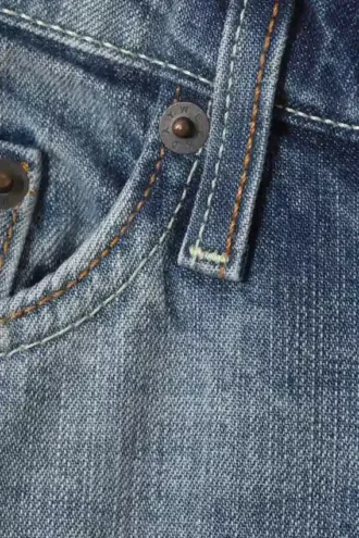 Vaqueros Nova de talle bajo, corte ajustado y acampanado – Azul tabla – Azul medio Vaqueros Nova de talle bajo, corte ajustado y acampanado – Azul tabla – Azul medio