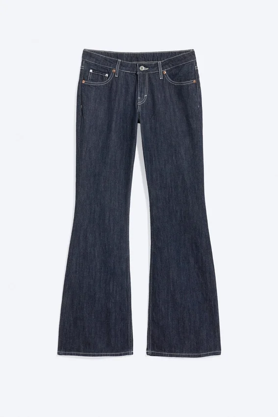 Vaqueros Nova de talle bajo y corte bootcut ajustado – Blue Rinse – Azul oscuro Vaqueros Nova de talle bajo y corte bootcut ajustado – Blue Rinse – Azul oscuro