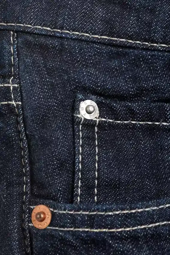 Vaqueros Nova de talle bajo y corte bootcut ajustado – Blue Rinse – Azul oscuro Vaqueros Nova de talle bajo y corte bootcut ajustado – Blue Rinse – Azul oscuro