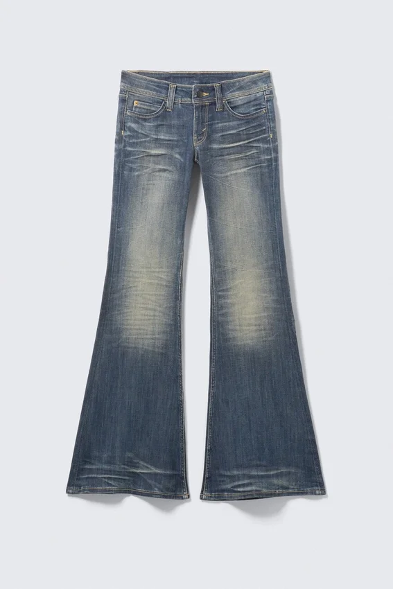 Vaqueros pitillo acampanados de talle bajo – Azul acero – Azul medio | Cheap Monday Gb Vaqueros pitillo acampanados de talle bajo – Azul acero – Azul medio | Cheap Monday Gb