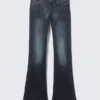 Vaqueros pitillo de talle bajo con corte acampanado Booty Bei – Azul estrella – Azul oscuro | Cheap Monday GB Vaqueros pitillo de talle bajo con corte acampanado Booty Bei – Azul estrella – Azul oscuro | Cheap Monday GB