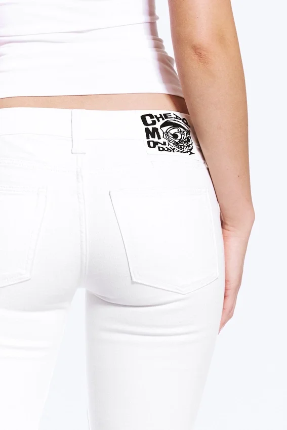 Vaqueros pitillo de talle bajo con corte acampanado Booty Bei – Blanco | Cheap Monday Gb Vaqueros pitillo de talle bajo con corte acampanado Booty Bei – Blanco | Cheap Monday Gb