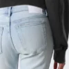 Vaqueros pitillo de talle bajo con corte acampanado Luna – Azul fluido – Azul claro Vaqueros pitillo de talle bajo con corte acampanado Luna – Azul fluido – Azul claro