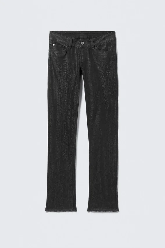 Vaqueros pitillo de talle bajo con efecto craquelado Sleezie – Negro | Cheap Monday GB Vaqueros pitillo de talle bajo con efecto craquelado Sleezie – Negro | Cheap Monday GB