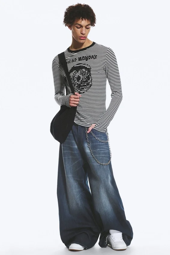 Vaqueros Rad Super de cintura regular, corte holgado y pierna ancha – Azul estrella | Cheap Monday GB Vaqueros Rad Super de cintura regular, corte holgado y pierna ancha – Azul estrella | Cheap Monday GB