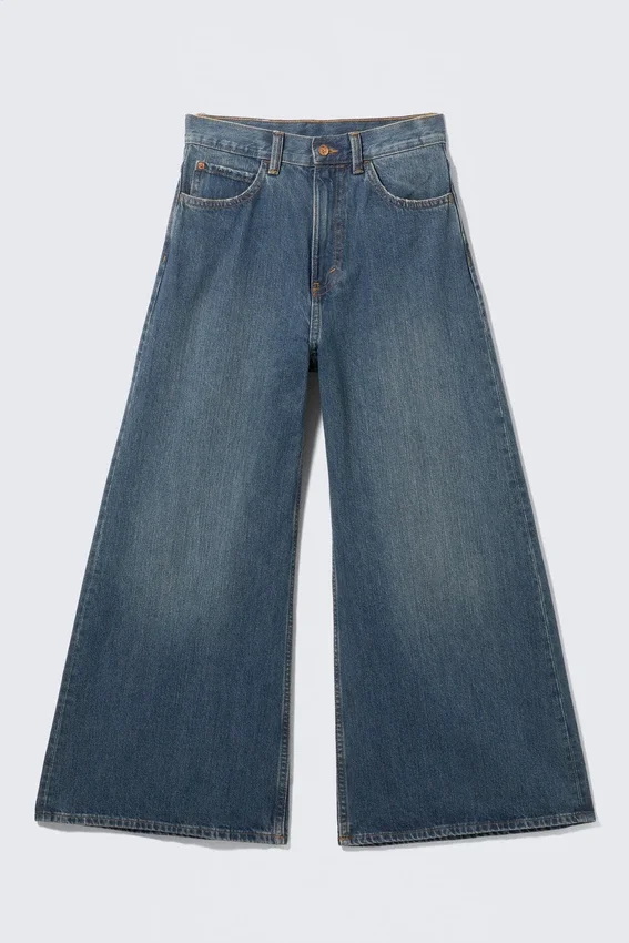 Vaqueros Rad Super de cintura regular, corte holgado y pierna ancha – Azul marea – Azul oscuro | Cheap Monday GB Vaqueros Rad Super de cintura regular, corte holgado y pierna ancha – Azul marea – Azul oscuro | Cheap Monday GB