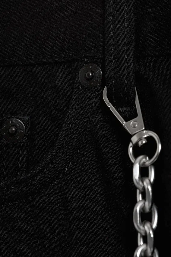 Vaqueros rectos ajustados de talle bajo Yungblud – Negro Vaqueros rectos ajustados de talle bajo Yungblud – Negro