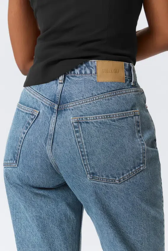 Vaqueros rectos de talle alto Resolute Curve – Azul 90S – Azul medio Vaqueros rectos de talle alto Resolute Curve – Azul 90S – Azul medio