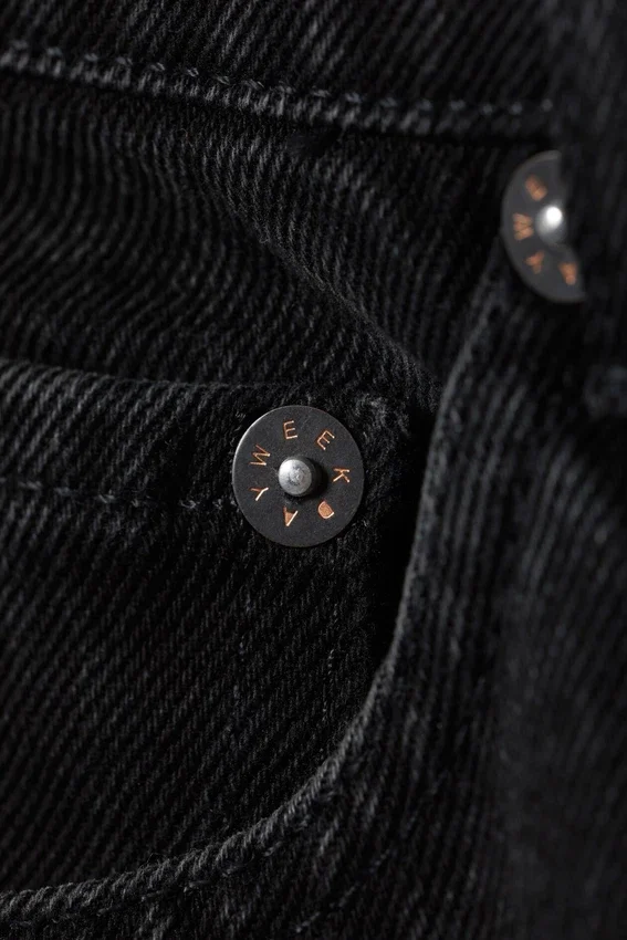Vaqueros rectos de talle bajo Arrow – Negro lavado Vaqueros rectos de talle bajo Arrow – Negro lavado