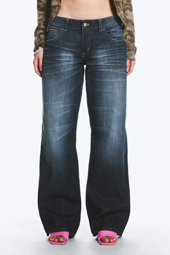 Vaqueros rectos de talle bajo Messy – Azul estrella – Azul oscuro | Cheap Monday GB Vaqueros rectos de talle bajo Messy – Azul estrella – Azul oscuro | Cheap Monday GB