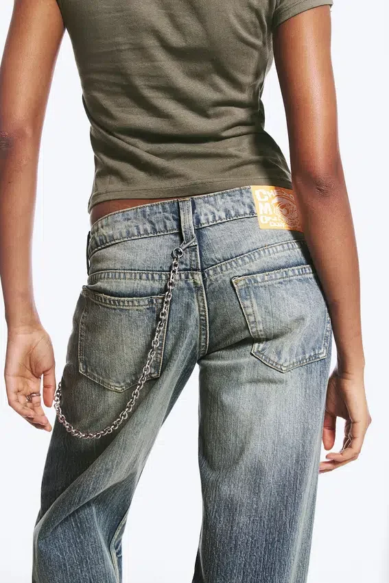 Vaqueros rectos de talle bajo y corte deshilachado – Azul difuminado – Azul medio | Cheap Monday Gb Vaqueros rectos de talle bajo y corte deshilachado – Azul difuminado – Azul medio | Cheap Monday Gb