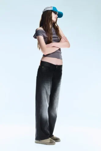 Vaqueros rectos de talle bajo y corte deshilachado – Undone Black – Negro | Cheap Monday Gb