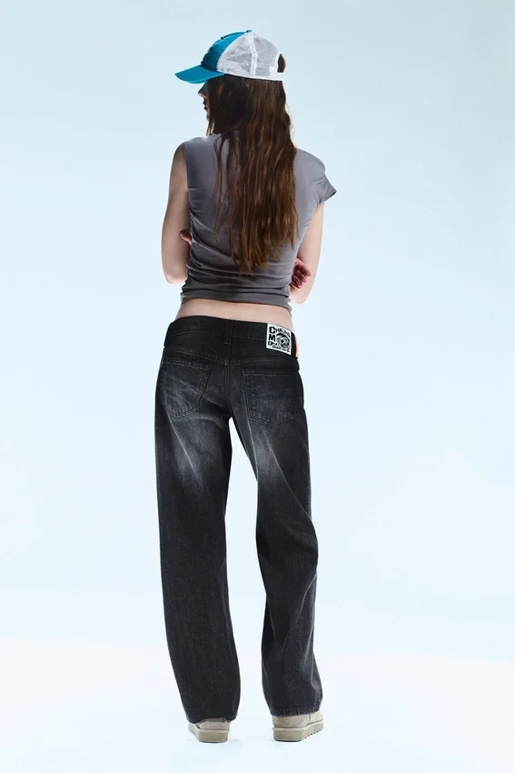 Vaqueros rectos de talle bajo y corte deshilachado – Undone Black – Negro | Cheap Monday Gb Vaqueros rectos de talle bajo y corte deshilachado – Undone Black – Negro | Cheap Monday Gb