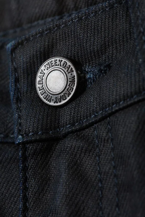 Vaqueros rectos de talle medio con revestimiento Laika – Revestimiento índigo – Azul oscuro Vaqueros rectos de talle medio con revestimiento Laika – Revestimiento índigo – Azul oscuro