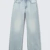 Vaqueros rectos holgados de talle bajo Missy – Azul fantasma – Azul claro Vaqueros rectos holgados de talle bajo Missy – Azul fantasma – Azul claro