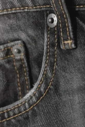 Vaqueros rectos holgados de talle bajo Missy – Negro oscuro – Negro