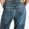 Vaqueros rectos holgados de talle bajo para mujer – Blue Hymn – Azul medio Vaqueros rectos holgados de talle bajo para mujer – Blue Hymn – Azul medio