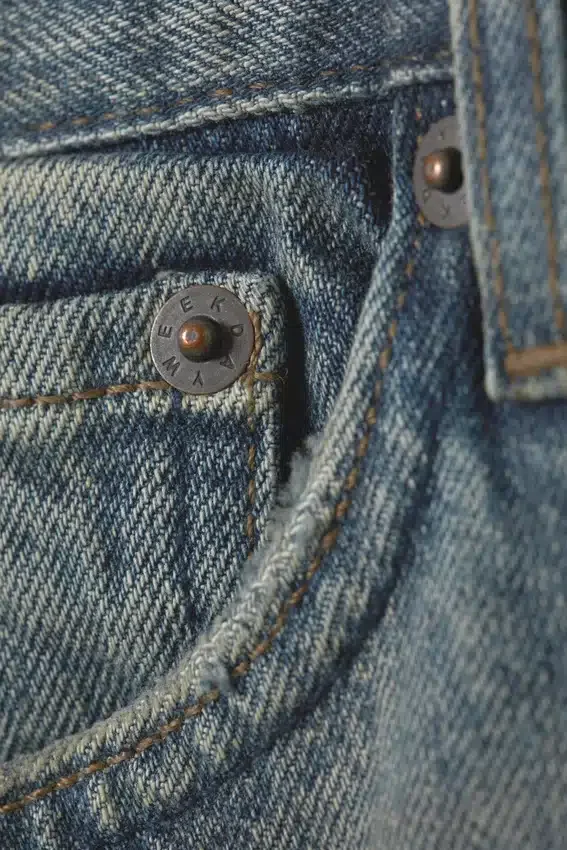 Vaqueros rectos holgados de talle bajo Sphere – Azul Báltico – Azul oscuro Vaqueros rectos holgados de talle bajo Sphere – Azul Báltico – Azul oscuro