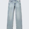 Vaqueros rectos unisex de talle bajo Anti – Azul claro | Cheap Monday GB Vaqueros rectos unisex de talle bajo Anti – Azul claro | Cheap Monday GB
