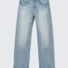 Vaqueros rectos unisex de talle bajo Anti – Blue Moon – Azul claro | Cheap Monday GB Vaqueros rectos unisex de talle bajo Anti – Blue Moon – Azul claro | Cheap Monday GB