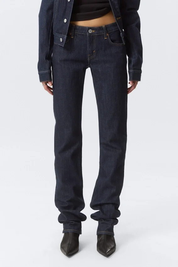 Vaqueros slim de talle bajo – Blue Rinse – Azul oscuro Vaqueros slim de talle bajo – Blue Rinse – Azul oscuro