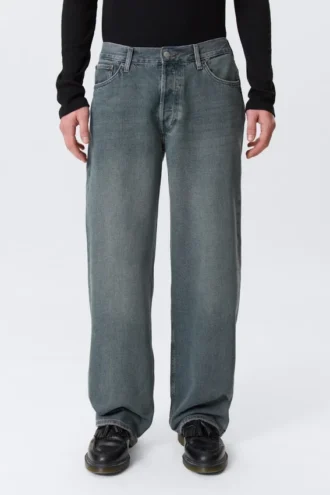 Vaqueros Sphere de talle bajo, corte holgado y pierna recta – Blue One – Azul oscuro