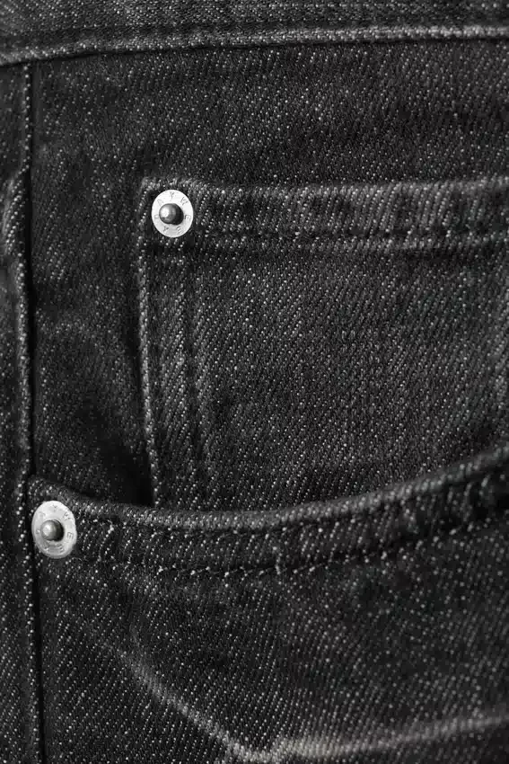 Vaqueros unisex holgados de talle medio Astro Loose Baggy – Chelsea Black – Negro Vaqueros unisex holgados de talle medio Astro Loose Baggy – Chelsea Black – Negro