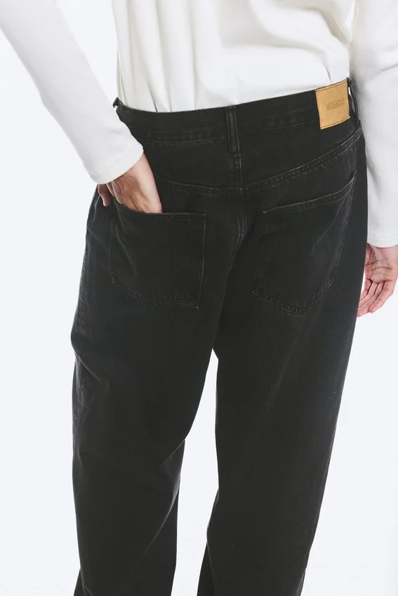 Vaqueros unisex holgados de talle medio Astro Loose Baggy – Tuned Black – Negro Vaqueros unisex holgados de talle medio Astro Loose Baggy – Tuned Black – Negro