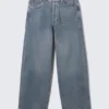 Vaqueros unisex holgados y anchos de talle medio Astro Loose Baggy – Blue One – Azul medio Vaqueros unisex holgados y anchos de talle medio Astro Loose Baggy – Blue One – Azul medio