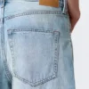 Vaqueros unisex Nebula de talle medio y corte holgado tipo Barrel – Kimberley Blue – Azul claro Vaqueros unisex Nebula de talle medio y corte holgado tipo Barrel – Kimberley Blue – Azul claro