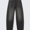 Vaqueros unisex Nebula de talle medio y corte holgado tipo Barrel – Negro Chelsea – Negro Vaqueros unisex Nebula de talle medio y corte holgado tipo Barrel – Negro Chelsea – Negro